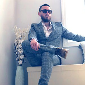 Meet your Posher, Michael